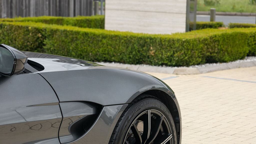Aston Martin V8 Vantage Coupe V8 Coupe Silver #29