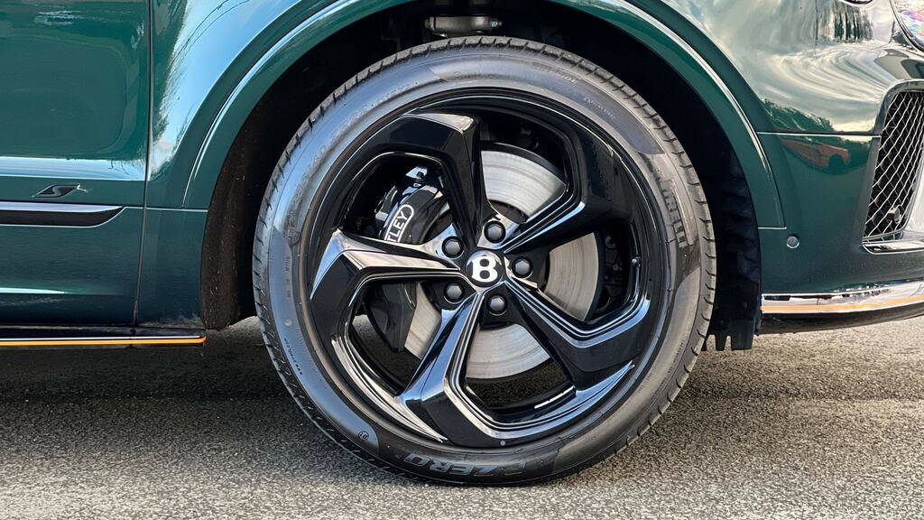 Bentley Bentayga 4.0 V8 S Black Edition Touring Spec Green #6