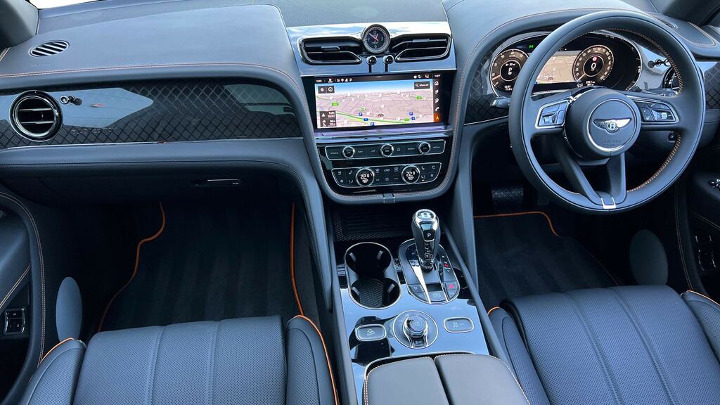 Bentley Bentayga 4.0 V8 S Black Edition Touring Spec Green #2