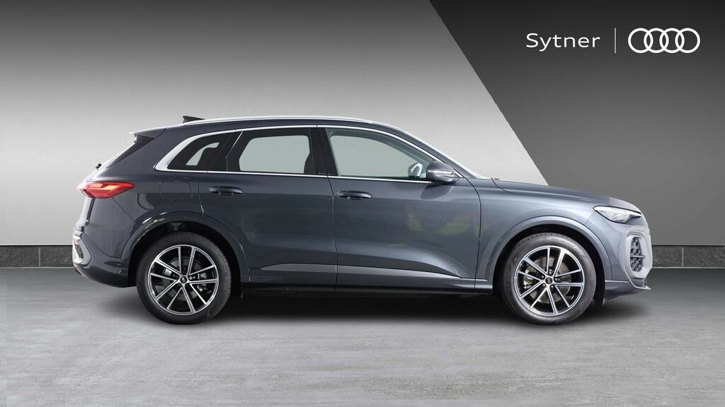 Audi Q5 2.0 Tdi Quattro Launch Edition S Tronic LV25VZZ Grey #4