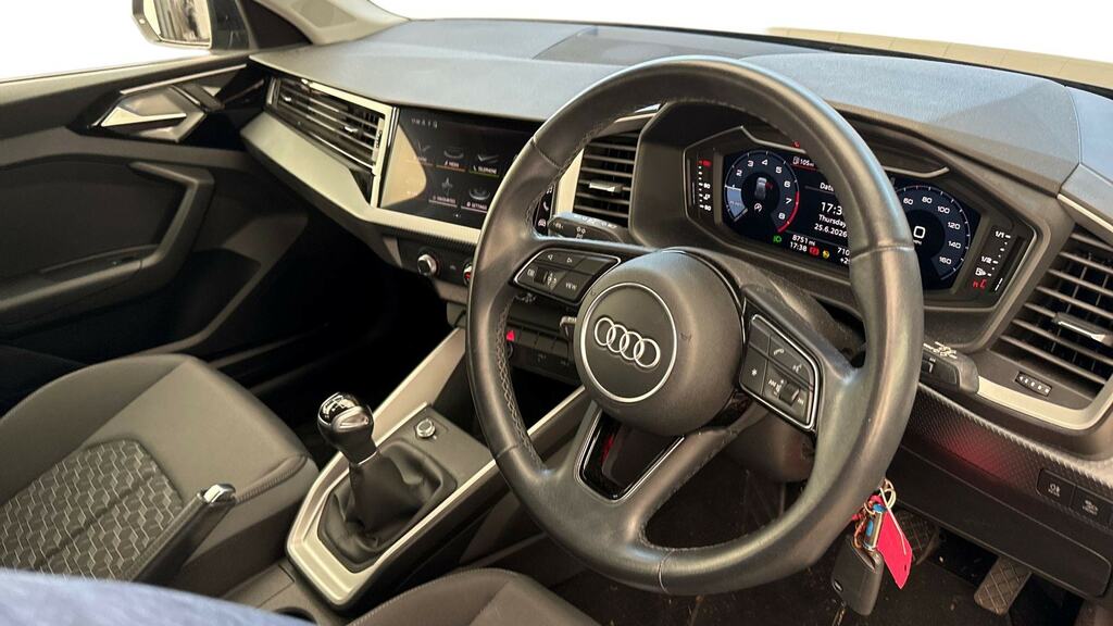 Audi A1 25 Tfsi Sport VE72OMD Black #6