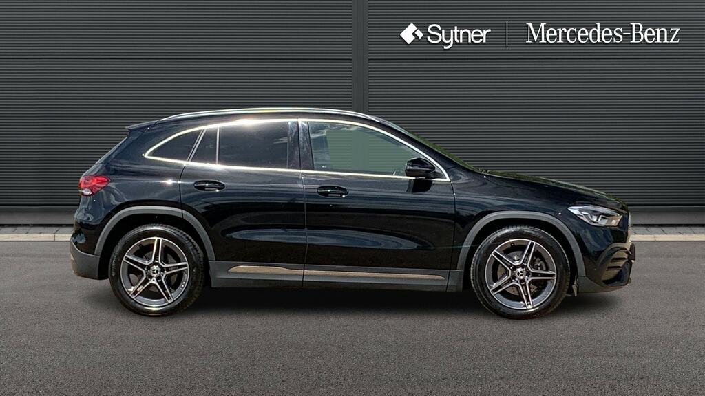 Mercedes-Benz GLA Class Gla 220D 4Matic Amg Line Black #4