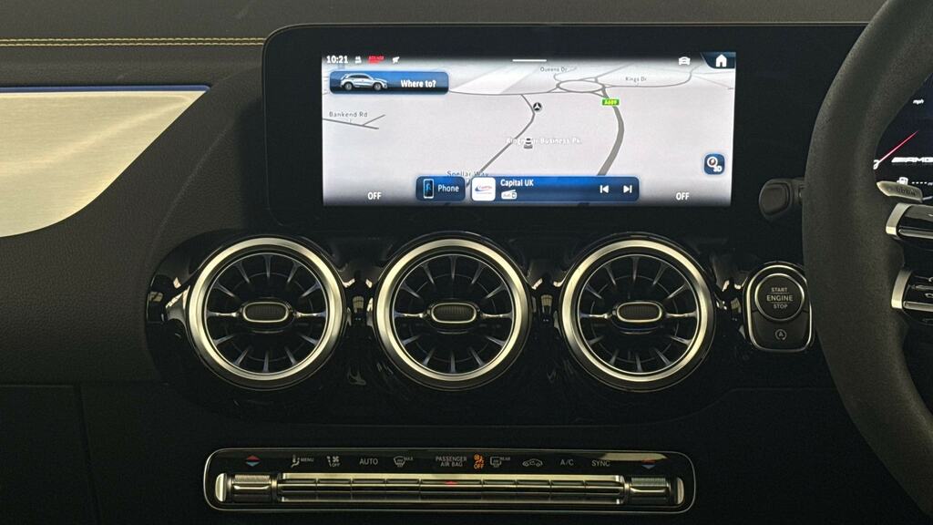Mercedes-Benz GLA Class 200 Sport Executive Black #15