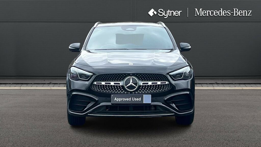 Mercedes-Benz GLA Class Gla 200 Amg Line Premium Plus Black #6