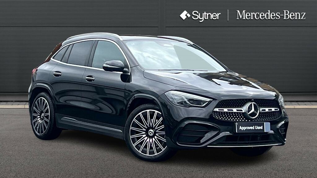 Mercedes-Benz GLA Class Gla 200 Amg Line Premium Plus Black