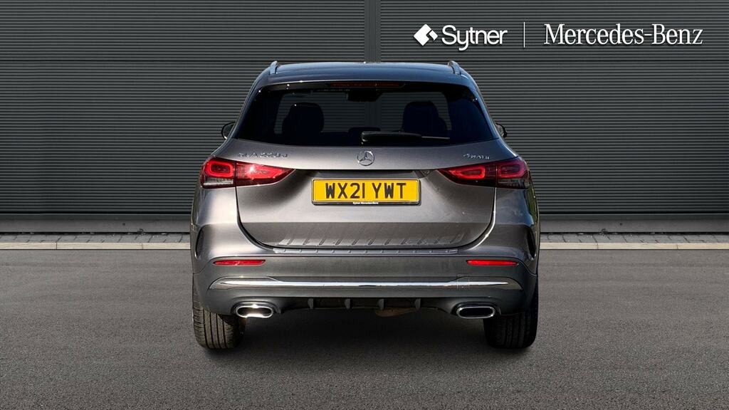 Mercedes-Benz GLA Class 200 D 4Matic Amg Line Black #7