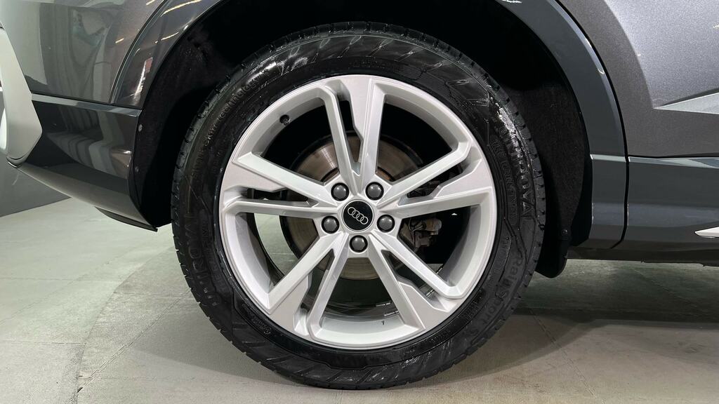 Audi Q3 35 Tfsi S Line S Tronic Tech Pack FP73DJU Grey #5