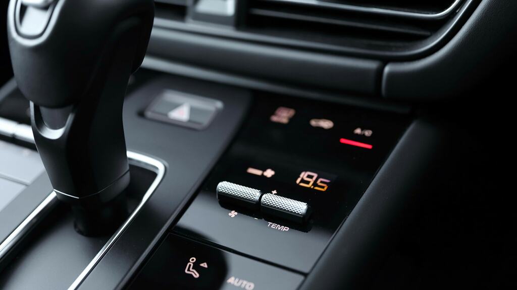 Porsche Macan 265Kw 100Kwh Grey #23
