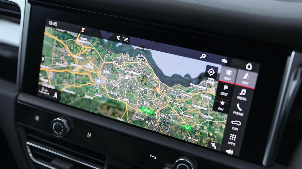 Porsche Macan 265Kw 100Kwh Grey #19