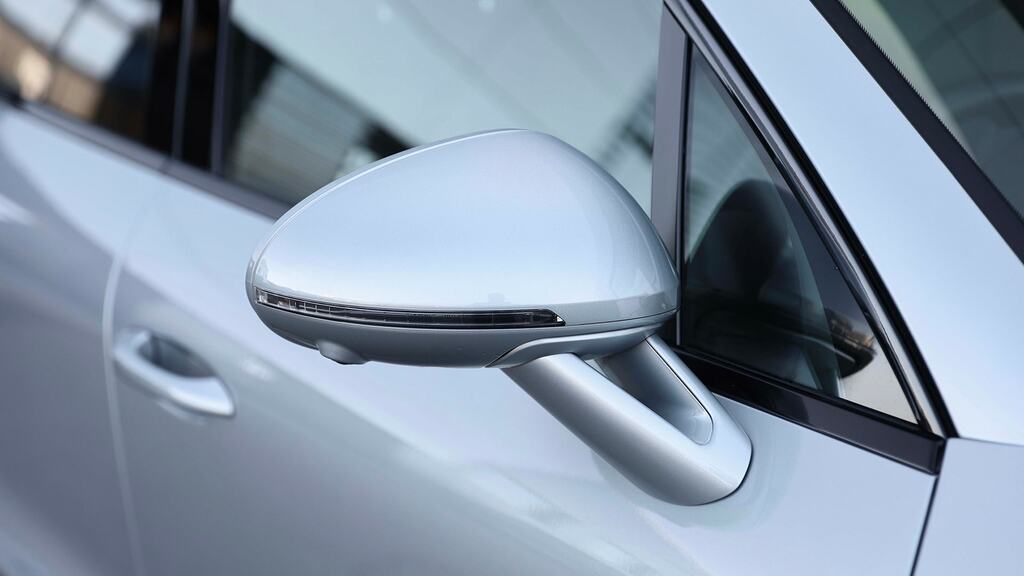 Porsche Macan 265Kw 100Kwh Grey #33