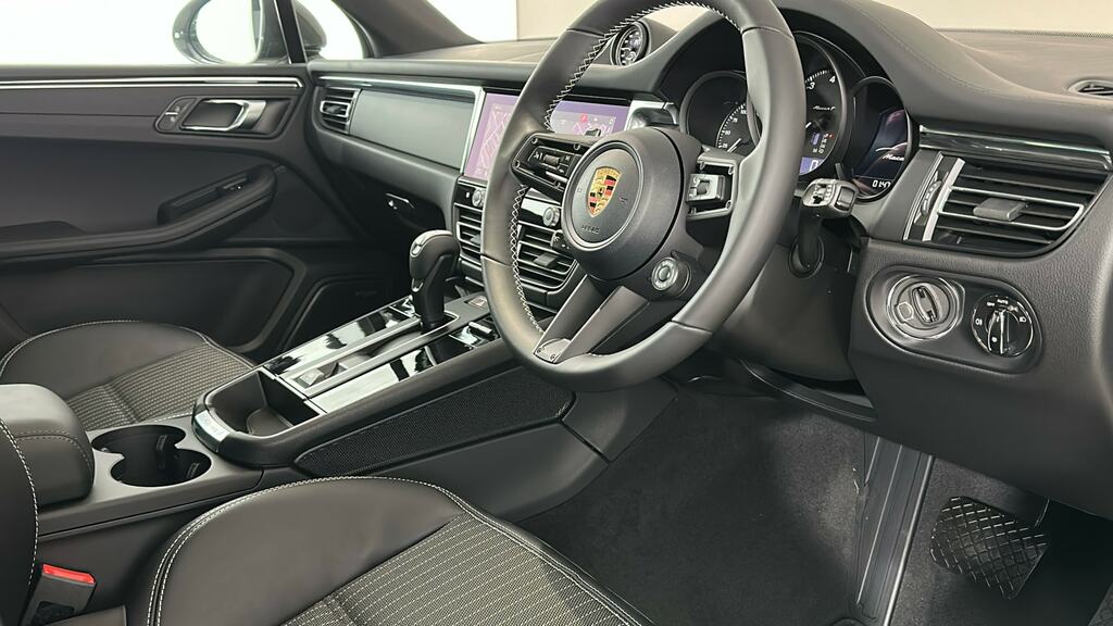 Porsche Macan 420Kw Gts 100Kwh NX26JWY Grey #39