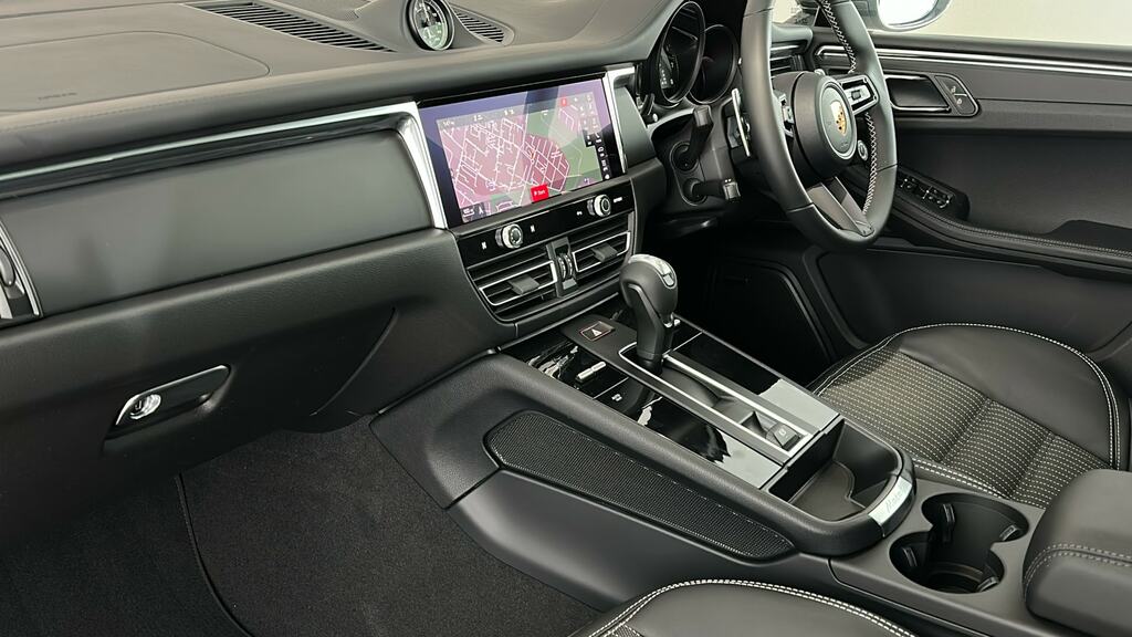 Porsche Macan 420Kw Gts 100Kwh NX26JWY Grey #10