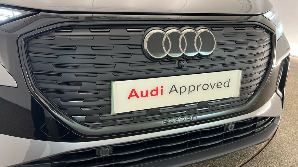 Audi Q4 E Tron 45 Black Edition Sportback 82Kwh Blue #26