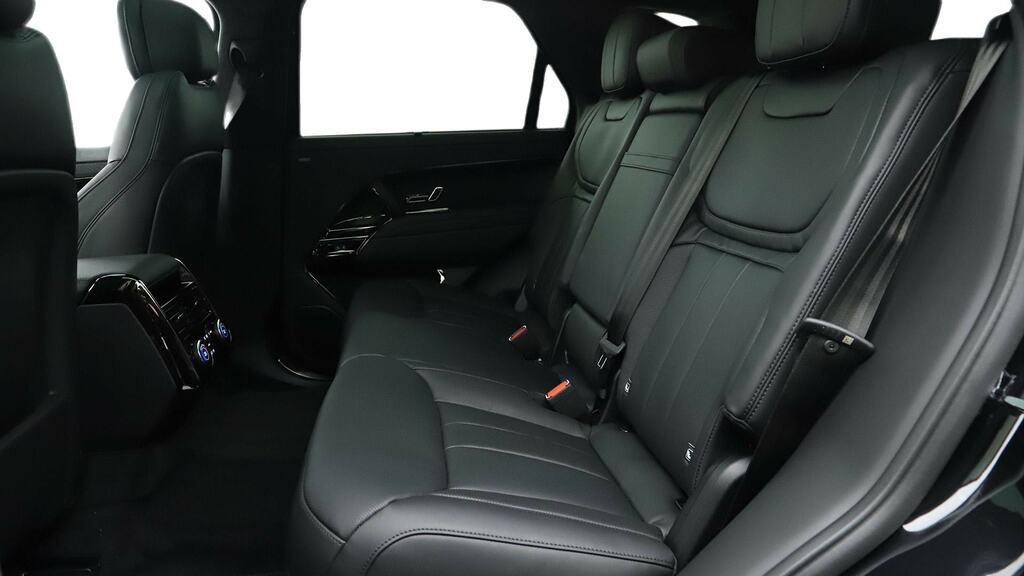Land Rover Range Rover Sport 3.0 P460e Black #4