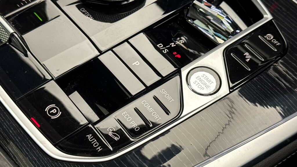 BMW X7 Xdrive40d Mht M Sport Step Black #19