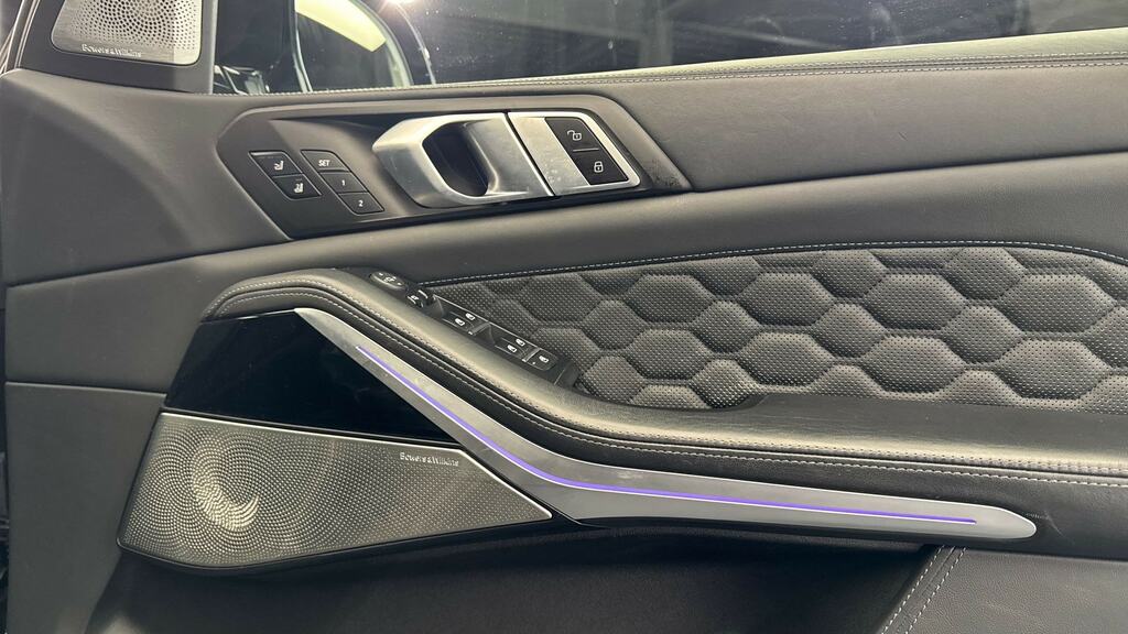BMW X5 M M Sport Black #24