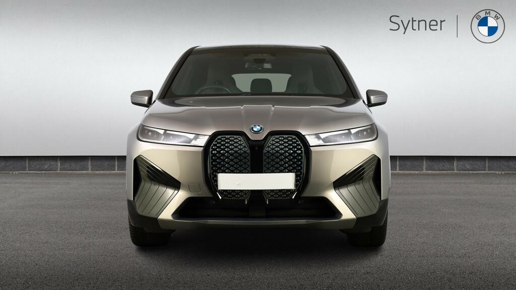 BMW iX Ix Xdrive40 M Sport White #16