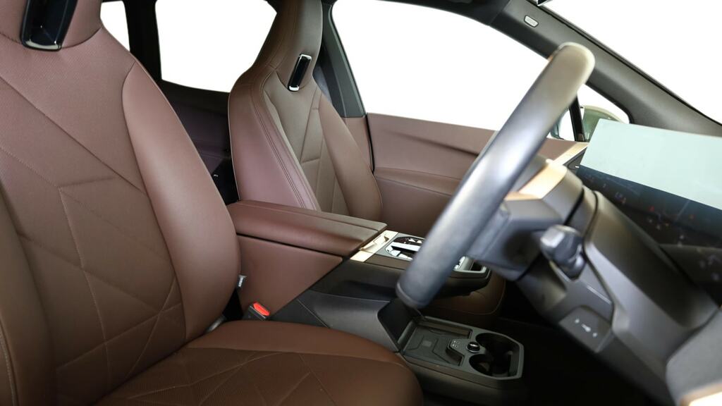 BMW iX Ix Xdrive40 M Sport White #11