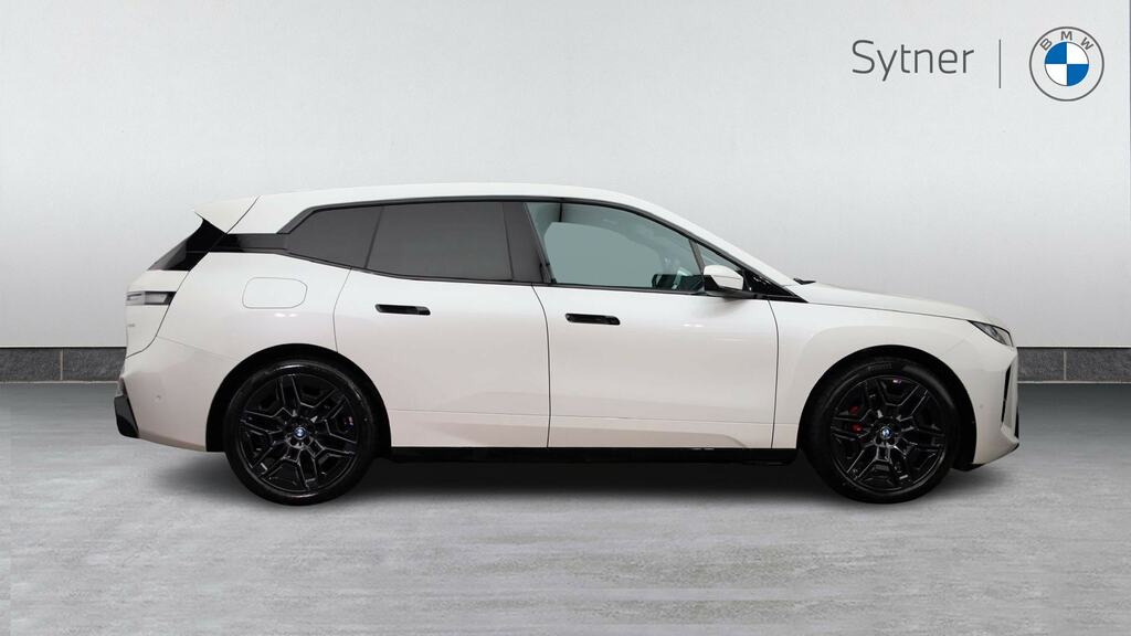 BMW iX 300Kw Xdrive45 M Sport 101Kwh White #3