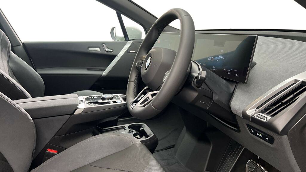 BMW iX 300Kw Xdrive45 M Sport 101Kwh White #6