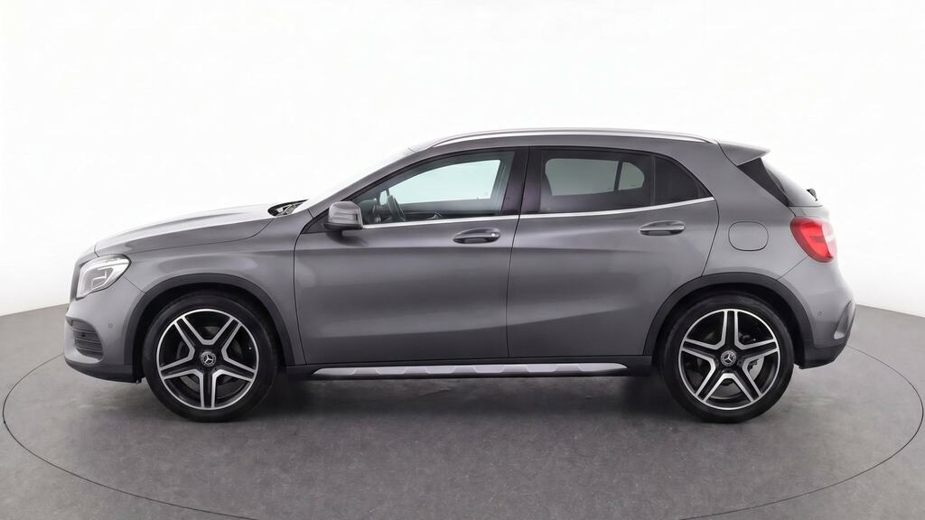Mercedes-Benz GLA Class Gla 200 Amg Line Grey #6