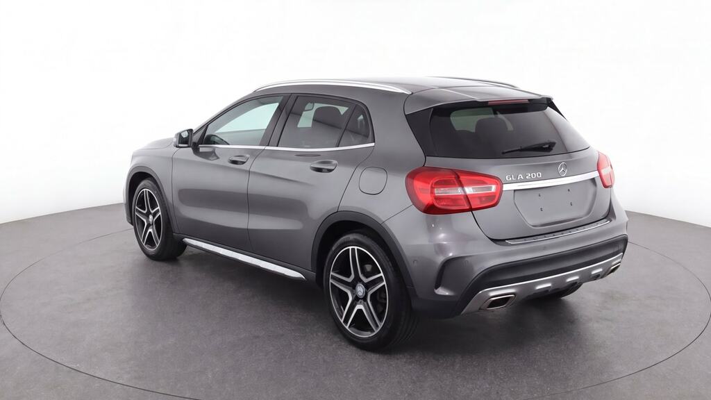 Mercedes-Benz GLA Class Gla 200 Amg Line Grey #3