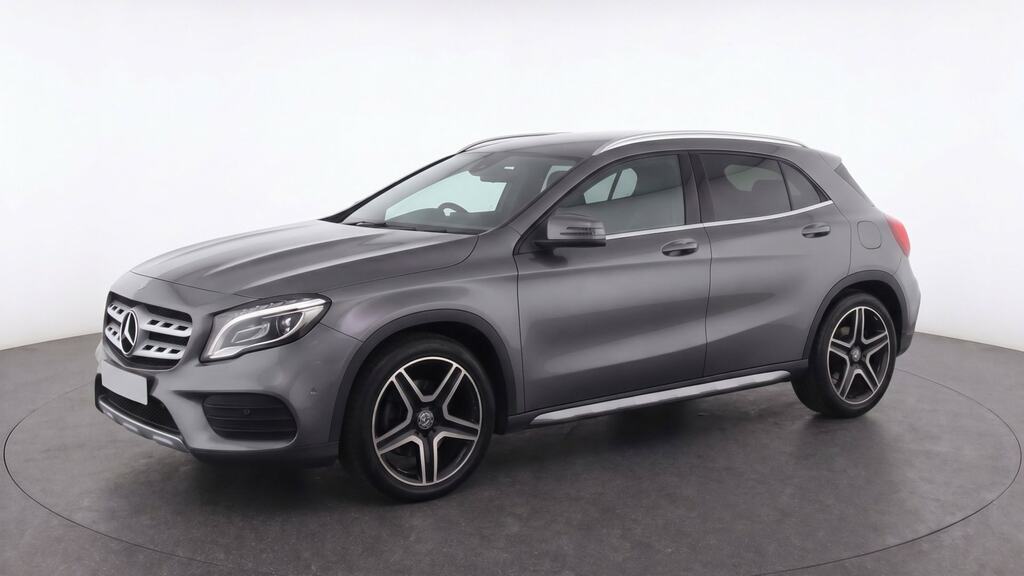 Mercedes-Benz GLA Class Gla 200 Amg Line Grey #2
