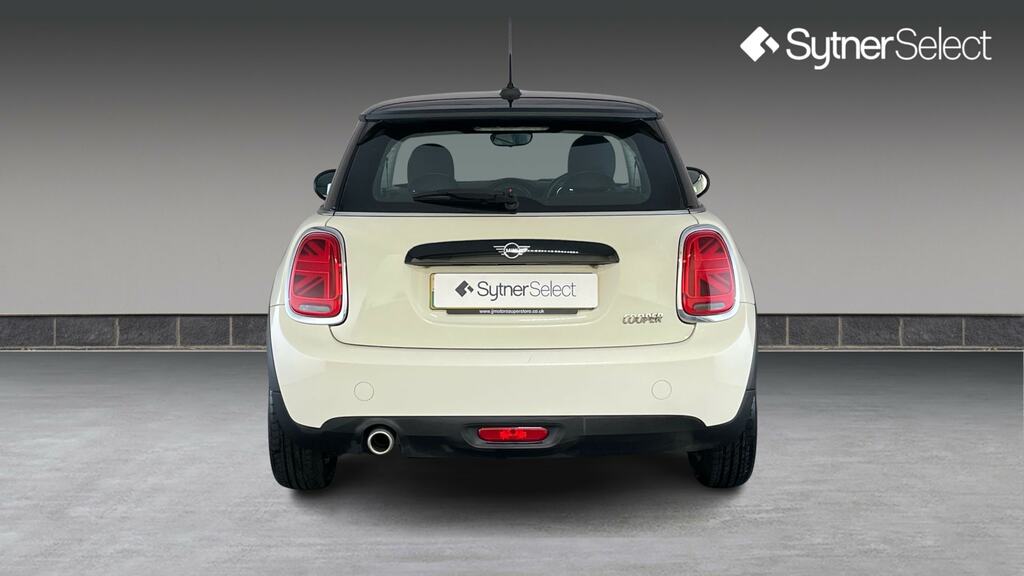 Mini Hatch 1.5 Cooper Classic II MH69DJO White #5