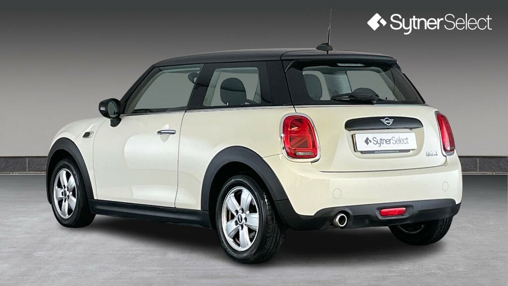 Mini Hatch 1.5 Cooper Classic II MH69DJO White #2