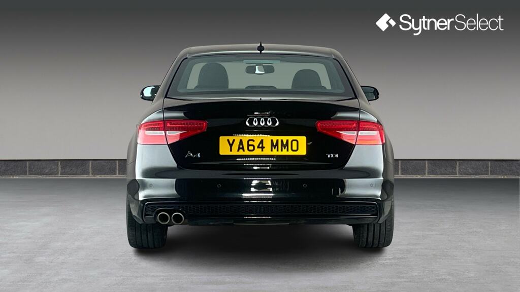 Audi A4 2.0 Tdi 150 Black Edition Plus Black #5