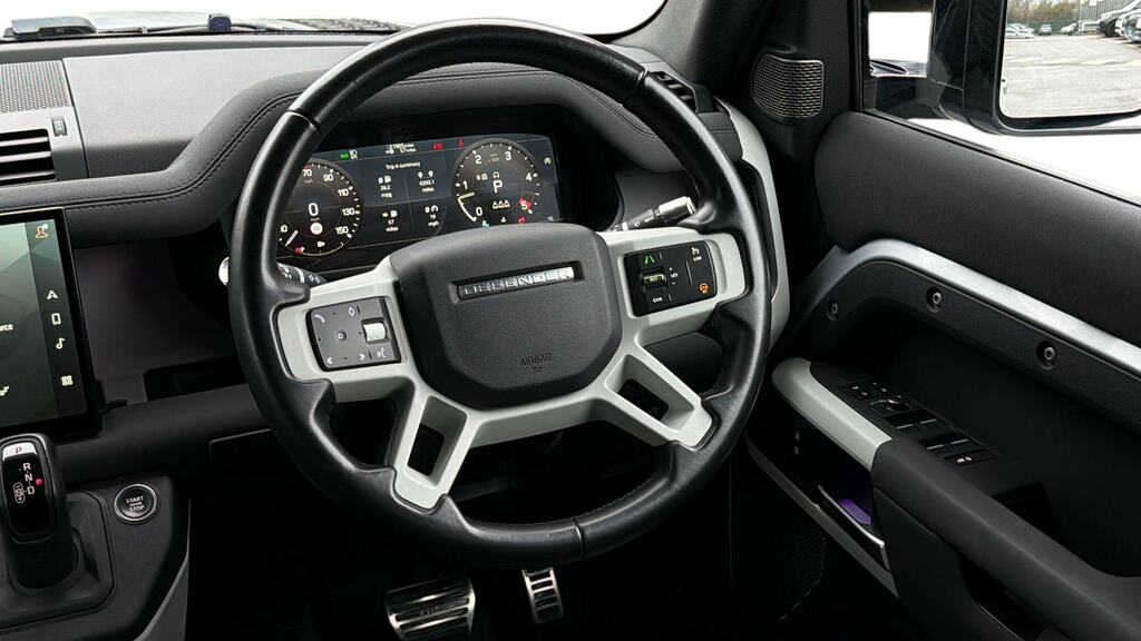Land Rover Defender 110 Se Grey #15