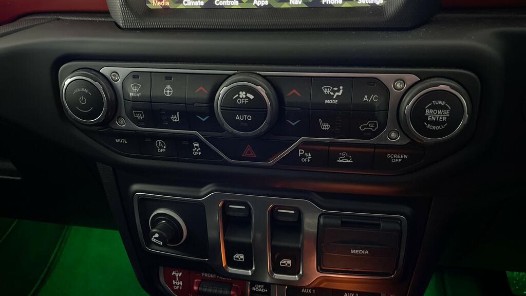 Jeep Wrangler 2.0 Gme Rubicon Black #16