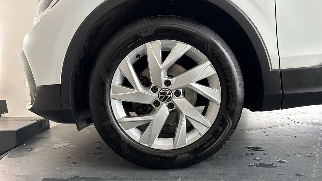 Volkswagen Tiguan 1.5 Tsi 150 Life Dsg White #5