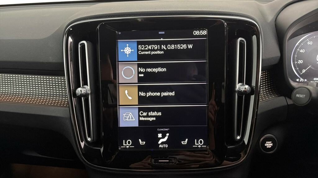 Volvo XC40 1.5L R-design Silver #15