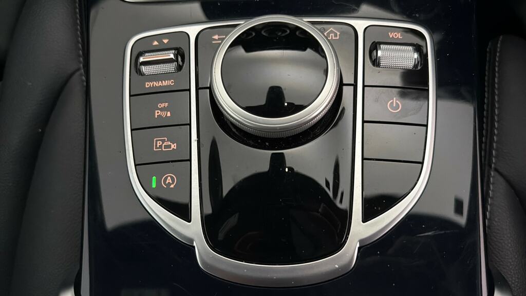 Mercedes-Benz C Class Amg C 43 4Matic Red #19