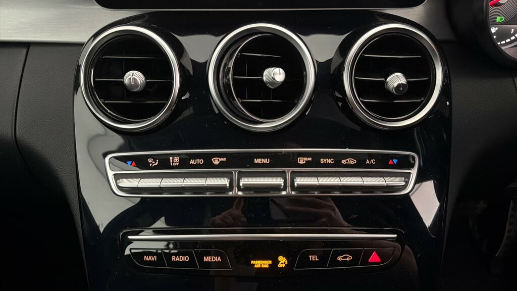 Mercedes-Benz C Class Amg C 43 4Matic Red #16