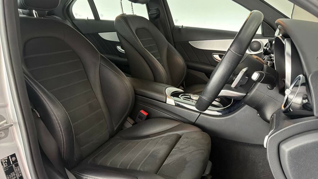 Mercedes-Benz C Class Amg C 43 4Matic Red #10