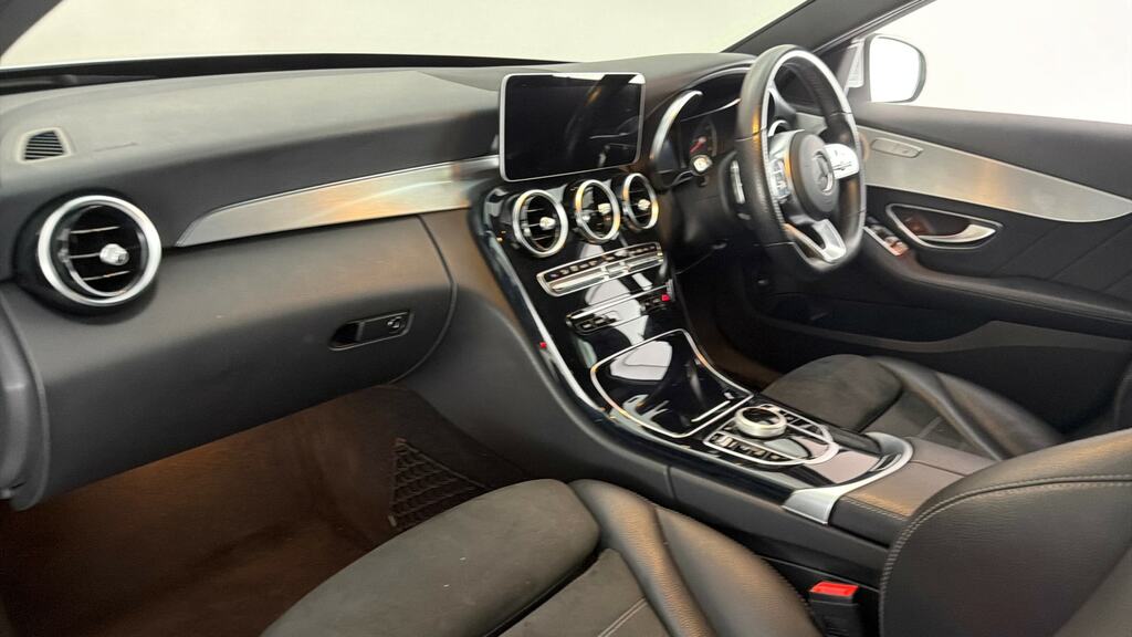 Mercedes-Benz C Class Amg C 43 4Matic Red #11