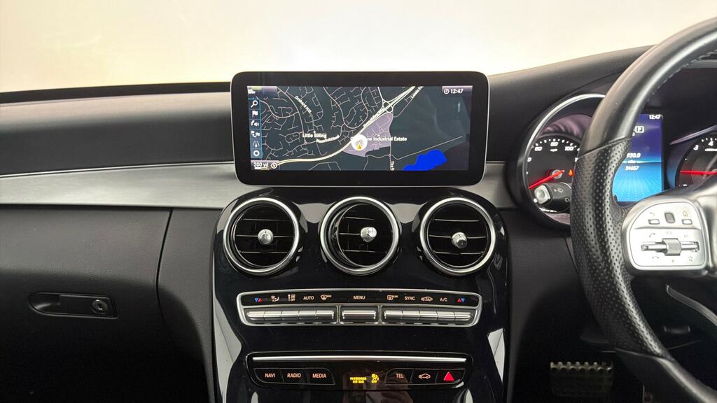 Mercedes-Benz C Class Amg C 43 4Matic Red #7