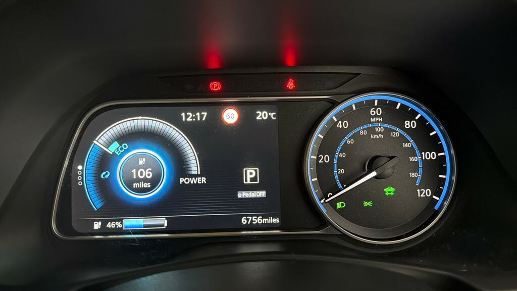 Nissan Leaf 62Kwh E Tekna Hatchback 217 Ps Black #13