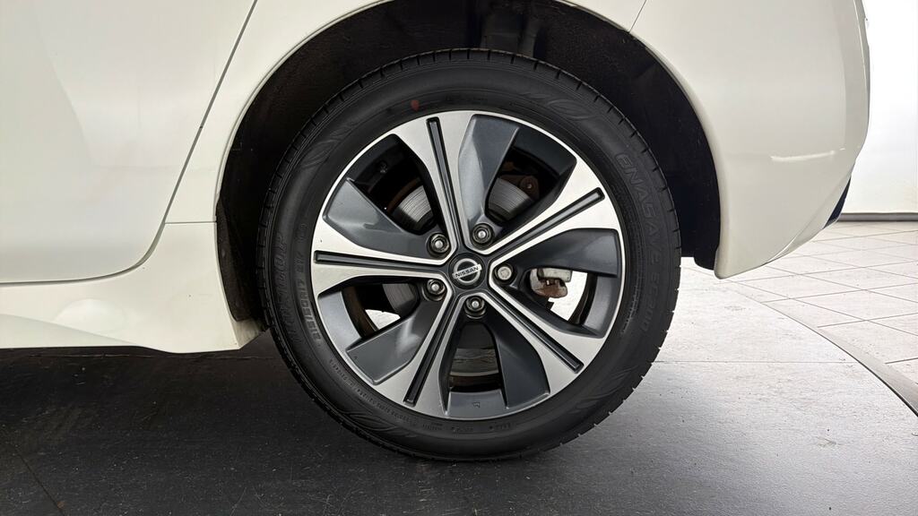 Nissan Leaf 62Kwh E Tekna Hatchback 217 Ps Black #25