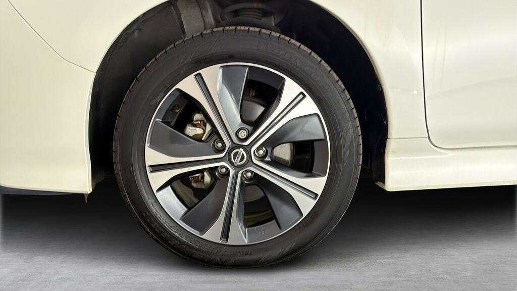 Nissan Leaf 62Kwh E Tekna Hatchback 217 Ps Black #26