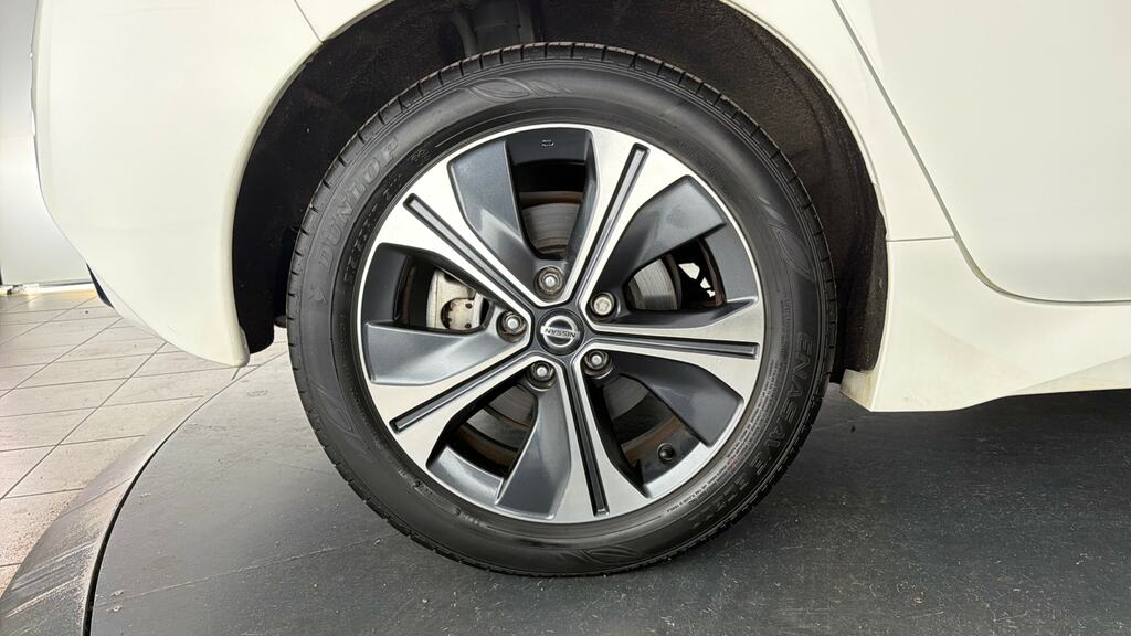 Nissan Leaf 62Kwh E Tekna Hatchback 217 Ps Black #24