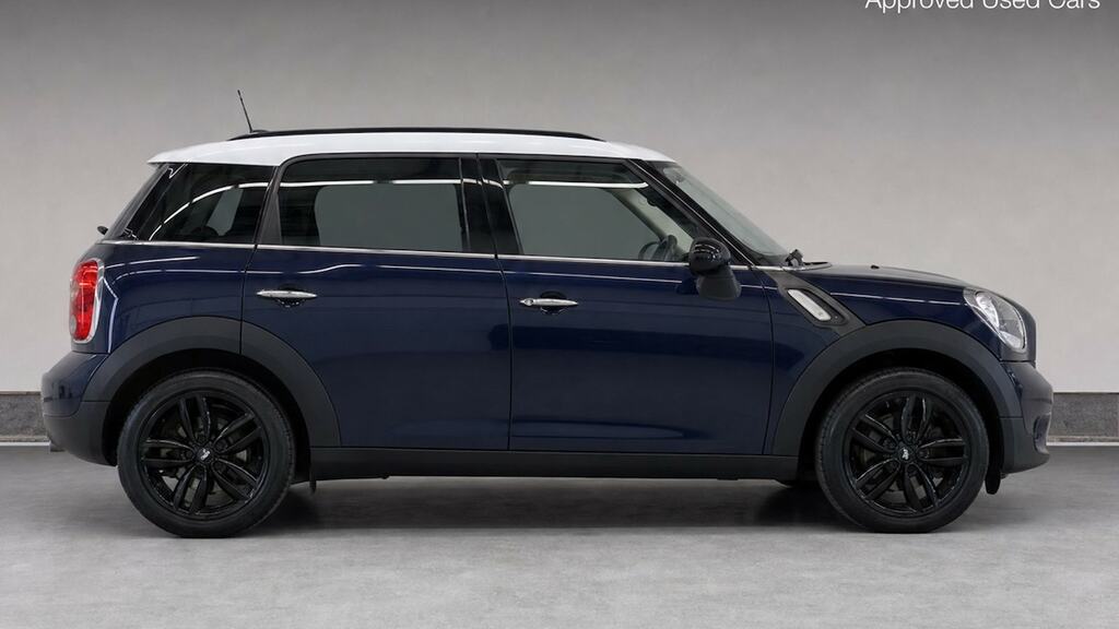 Mini Countryman 2.0L Cooper D All4 110 Bhp Silver #8