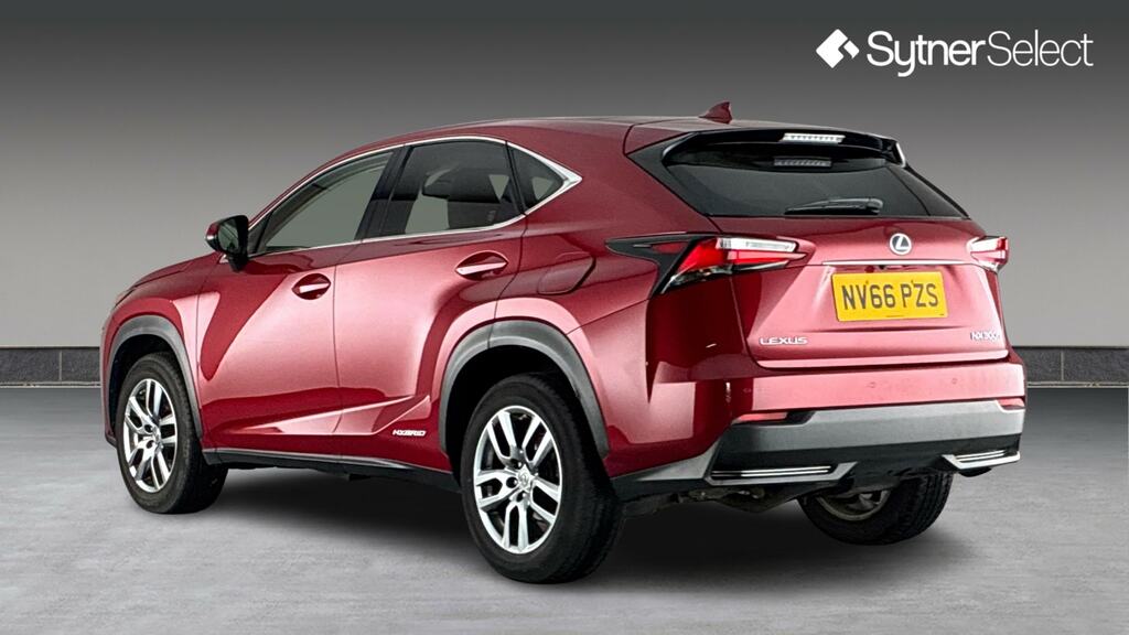 Lexus NX 300H 2.5 Luxury Cvt Red #2