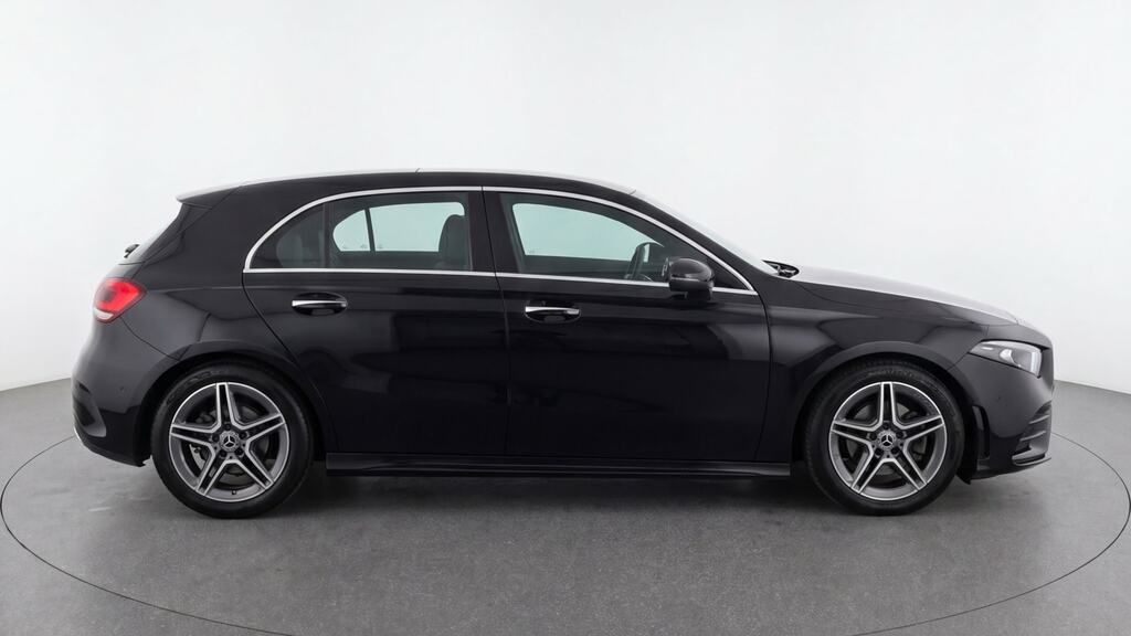 Mercedes-Benz EQC Suv Black #8