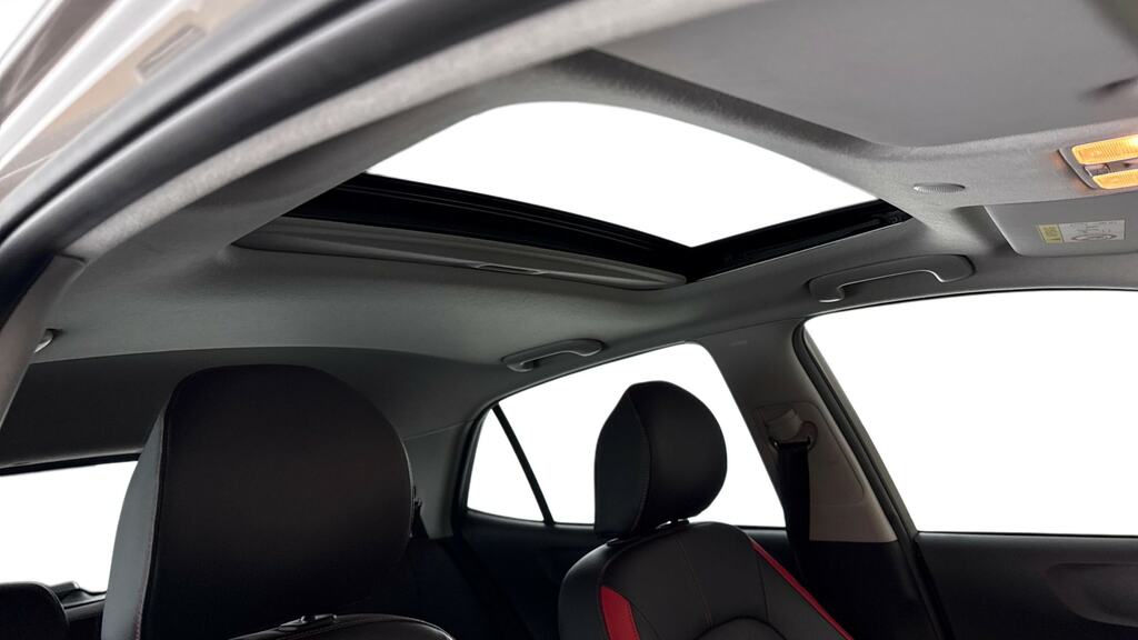 Kia Picanto 1.25 X-line White #27