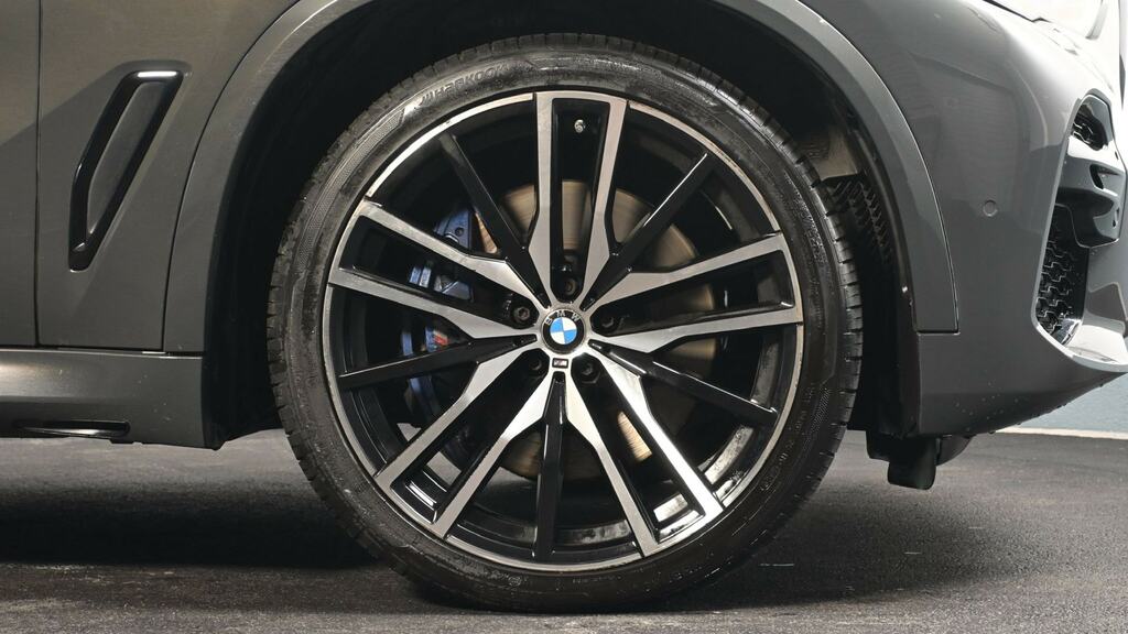 BMW X5 Xdrive M50i Black #14