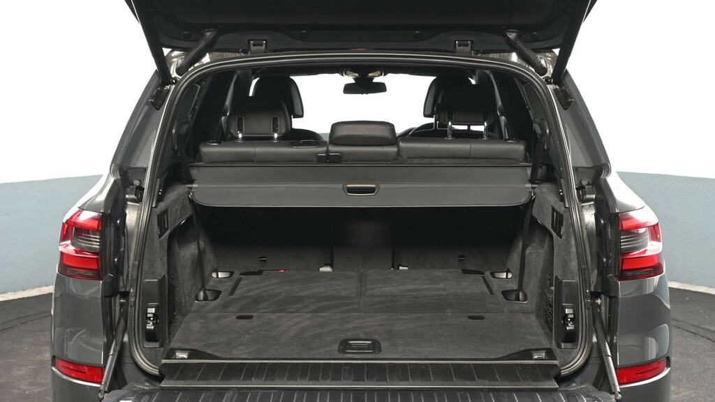 BMW X5 Xdrive M50i Black #13