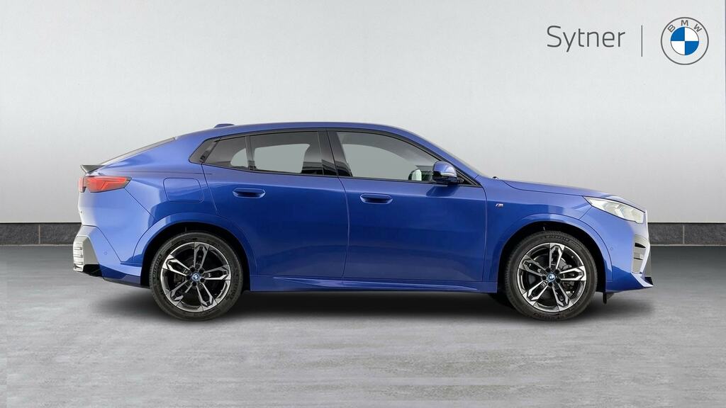 BMW iX2 230Kw Xdrive30 M Sport 65Kwh Tech Blue #3